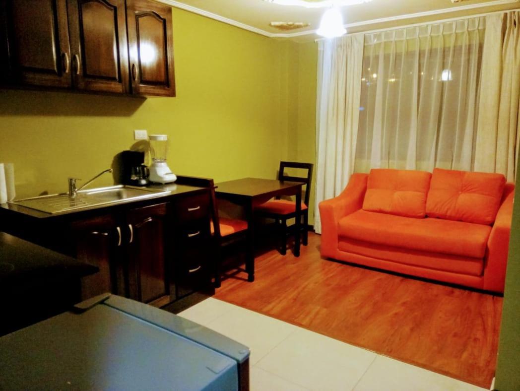 Casa De Huespedes Tu Parada En קואנקה מראה חיצוני תמונה