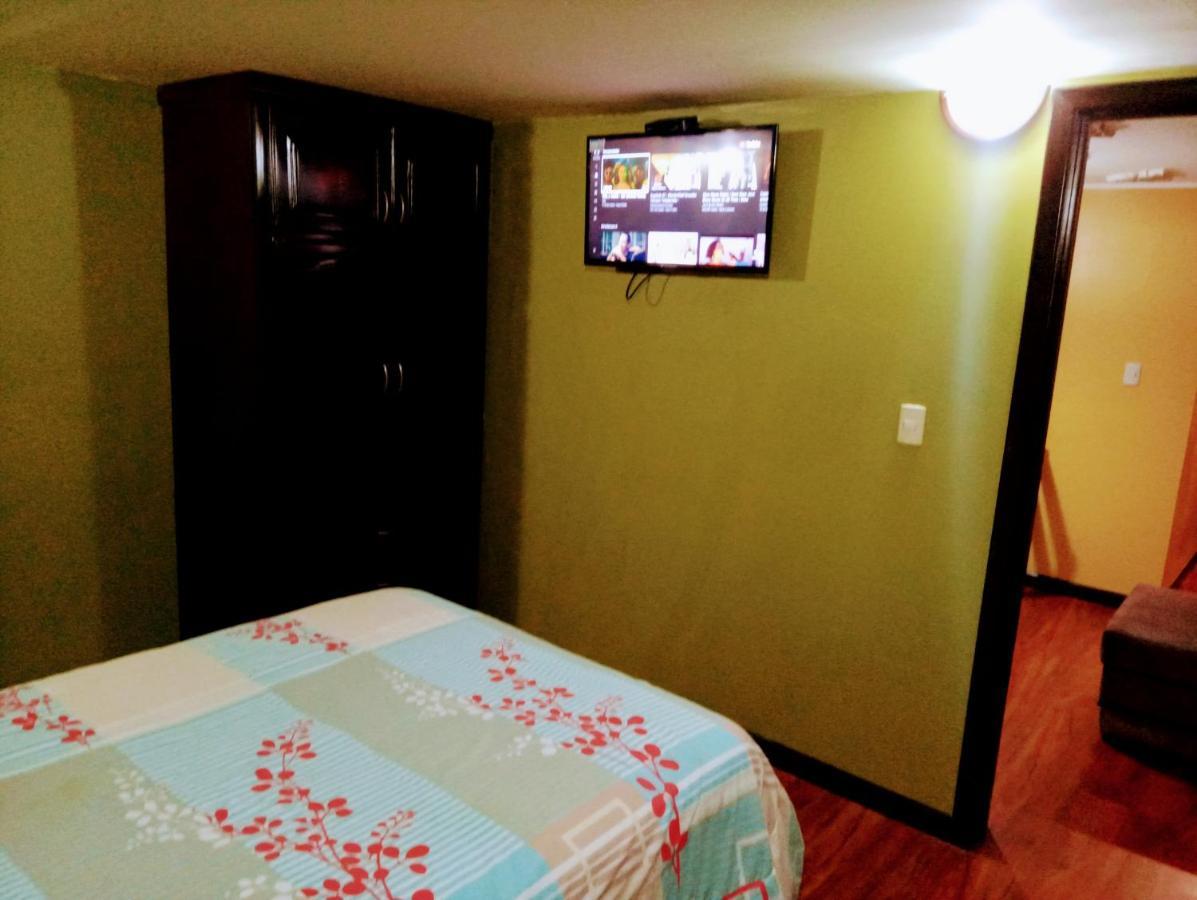 Casa De Huespedes Tu Parada En קואנקה מראה חיצוני תמונה