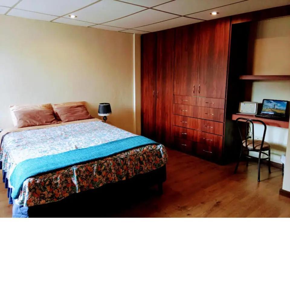 Casa De Huespedes Tu Parada En קואנקה מראה חיצוני תמונה